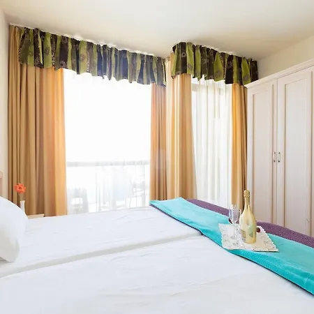 Апартамент ❤2bdr W Kitchen,pool View,washer❤ti❤